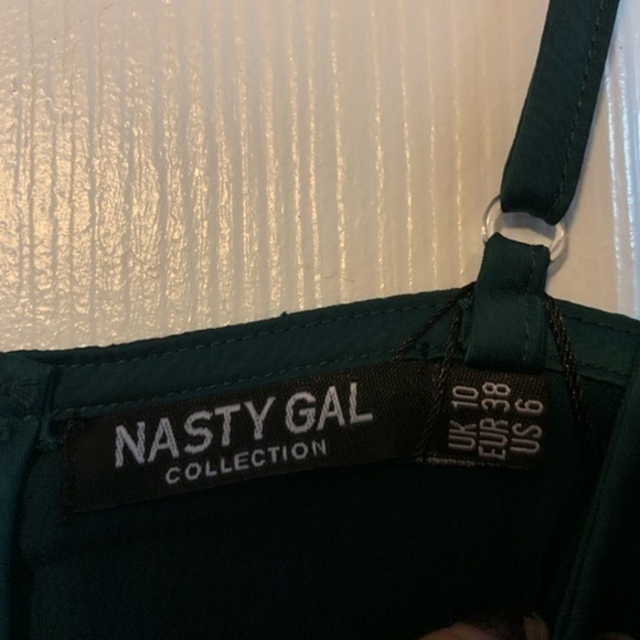 Nasty Gal Emerald Green Ruffle Midi Dress size 6 - Picture 5 of 8